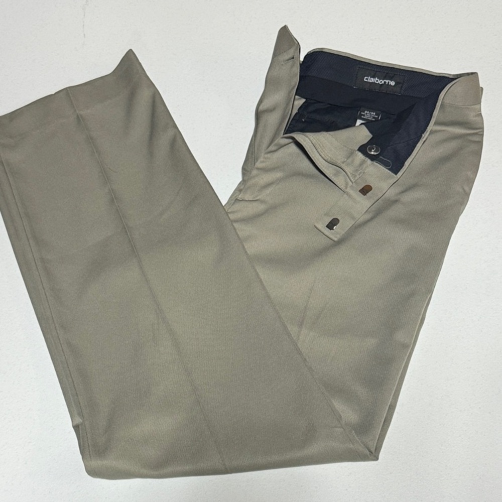Claiborne Men's Beige Chinos khaki lightweight wrinkle free 34x34